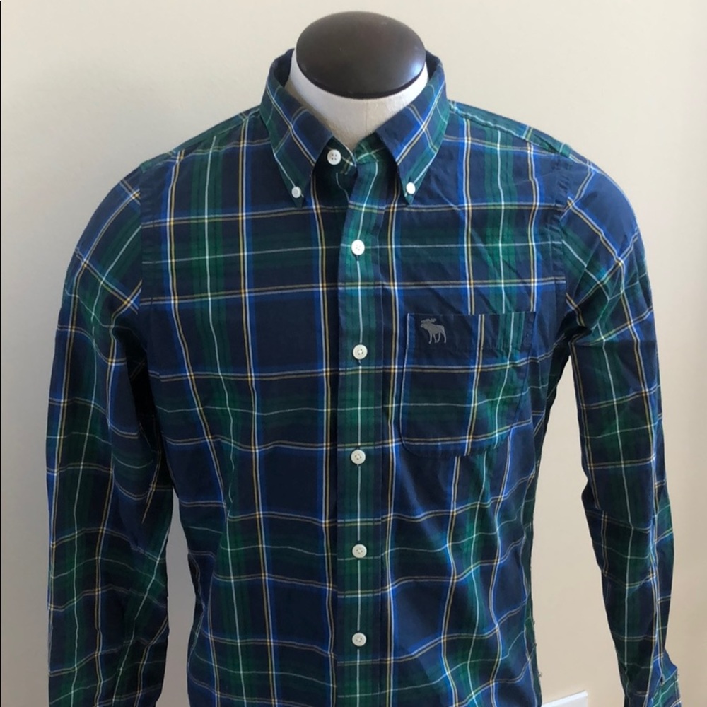 Abercrombie & Fitch muscle fit button down shirt.